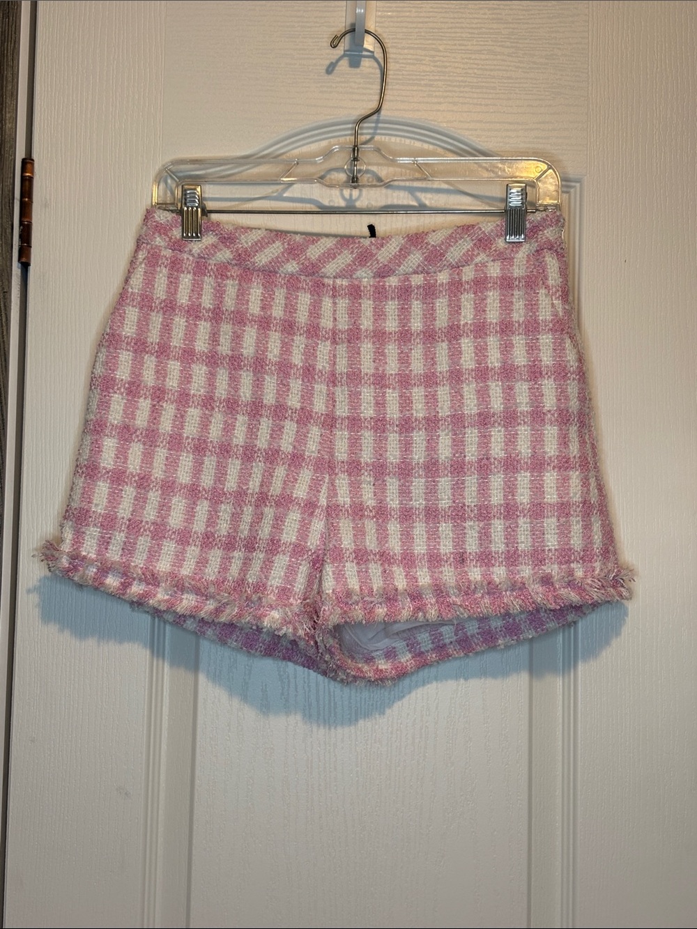 English factory size small Pink and White Plaid Bouclé Shorts nwt